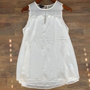 Metaphor medium Ivory Sleeveless Top